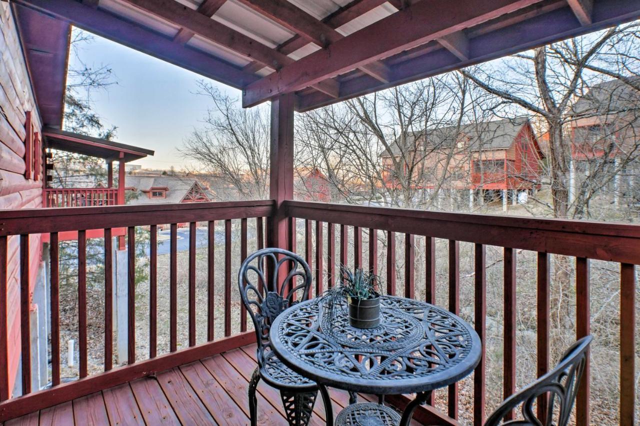 Cabin-Style Studio Right Off The Branson Strip! Apartment Екстериор снимка
